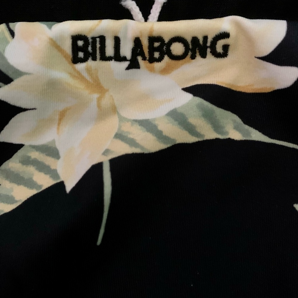 NWOT Billabong High Waisted Bikini Bottoms Size Small - Picture 4 of 4